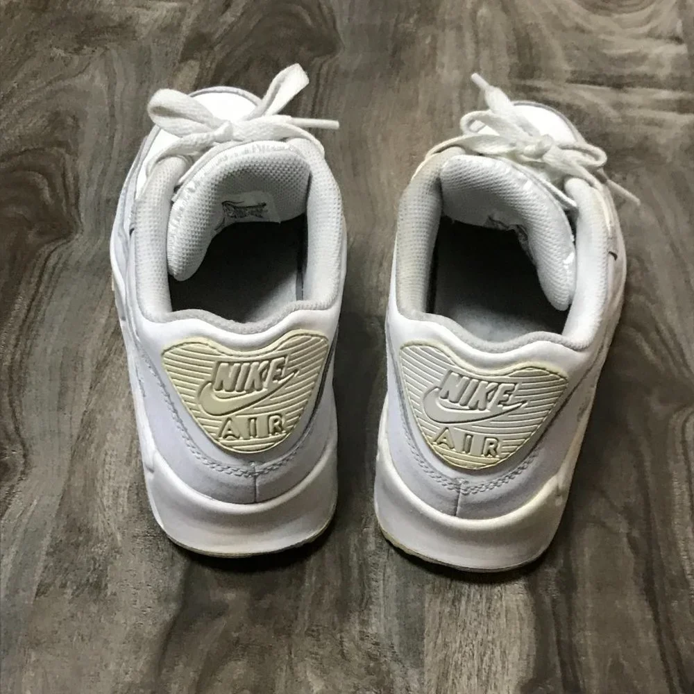 Nike Air Max 90 Triple White Youth Size 6Y Style 307793-167   - 224835 - Picture 5 of 12